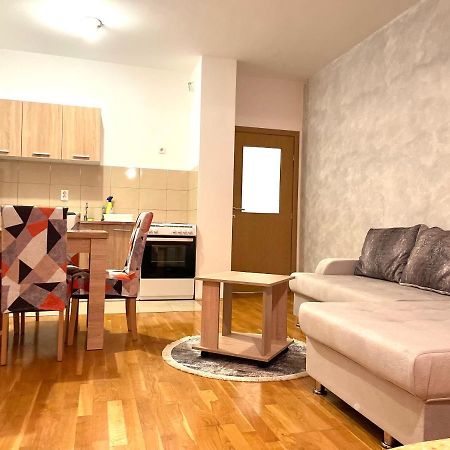 Naki Apartmani Podgorica Zewnętrze zdjęcie